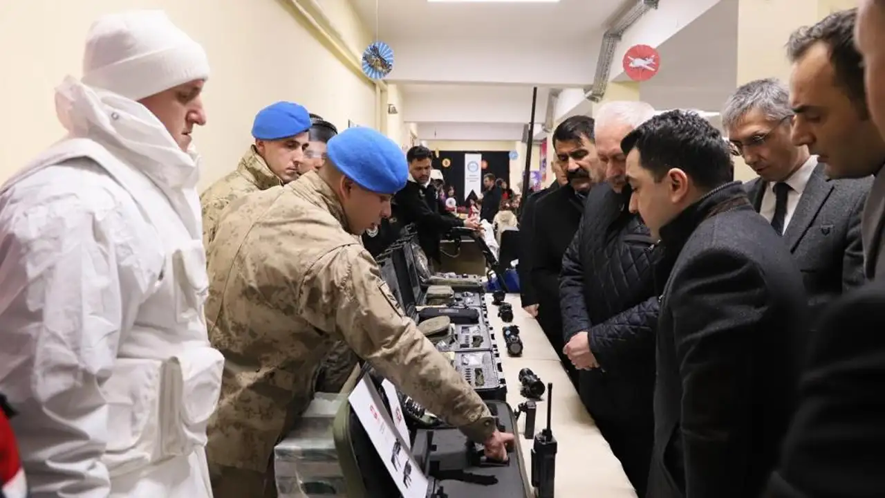 Bayburt'ta Türk Malları Haftası’nda milli teknoloji tanıtıldı