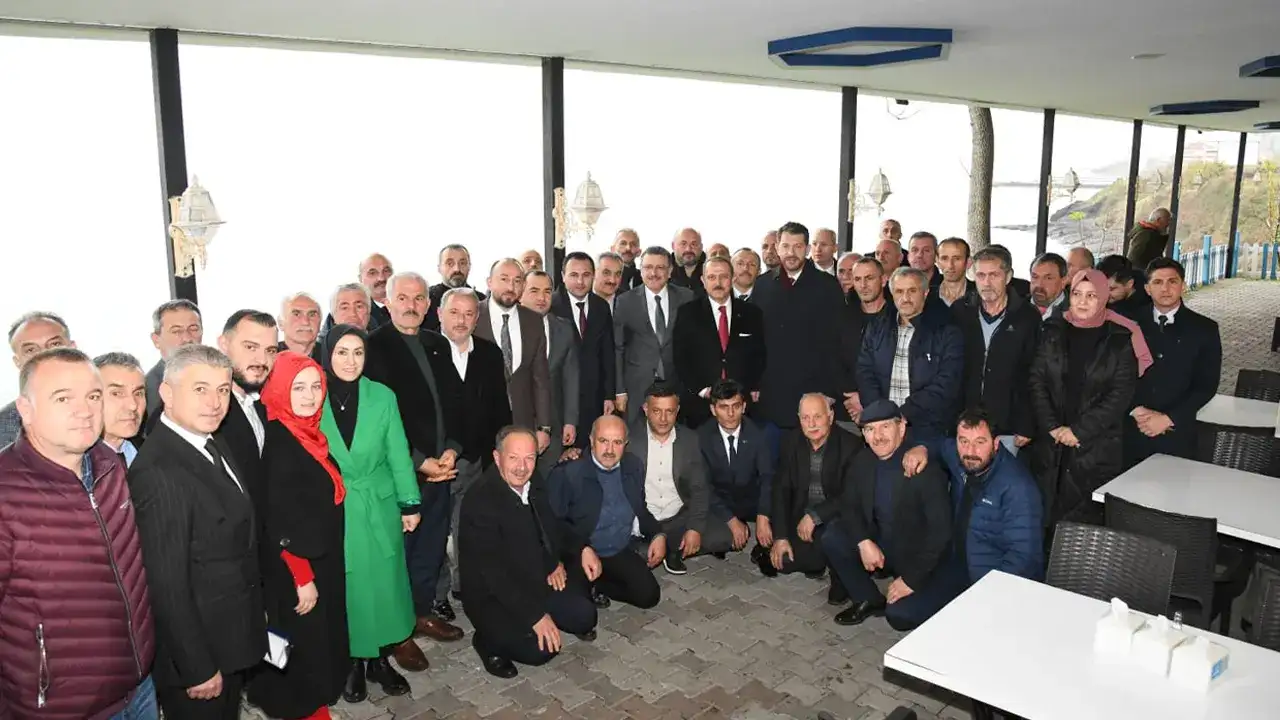 Başkan Genç Vakfıkebir’de muhtarlarla bir araya geldi: "Hizmet üretmeye devam edeceğiz"