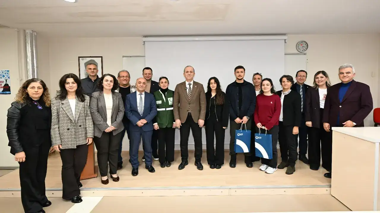 KTÜ’de “Dumansız Kampüs” yarışmasının kazananları ödüllerini aldı