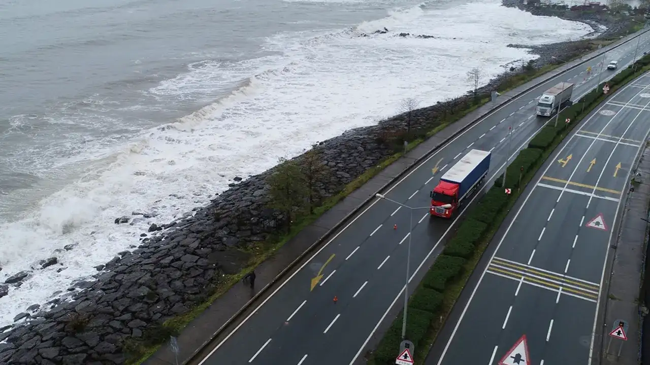 Trabzon’da kış engeli: Çok sayıda yollar kapandı