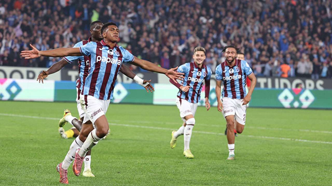 Trabzonspor’un Alanyaspor maçı 11’i netleşti: Fatih Tekke rotasyon yapacak mı?