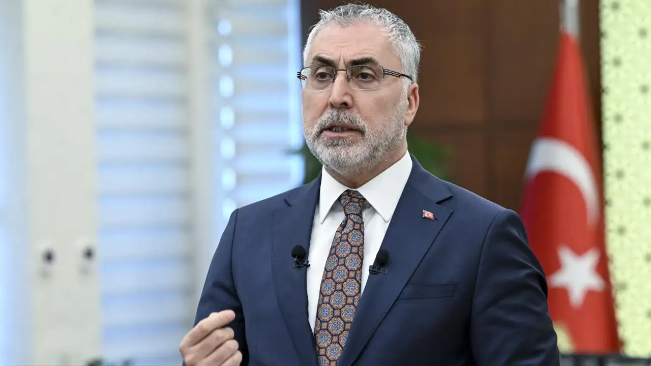 Bakan Işıkhan duyurdu: SGK 1000 yeni personel alımı yapacak