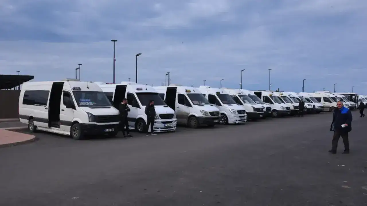 Akçaabat–Trabzon dolmuşlarında yeni düzenleme: Durak dışı yolcu alımı yasaklandı