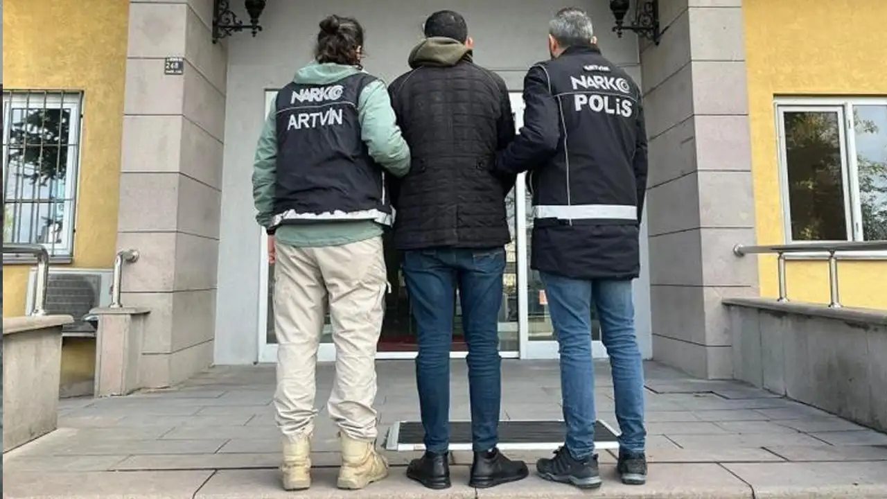 Artvin’de narkotik operasyonu: 147,70 gram kokain ele geçirildi, 1 tutuklama