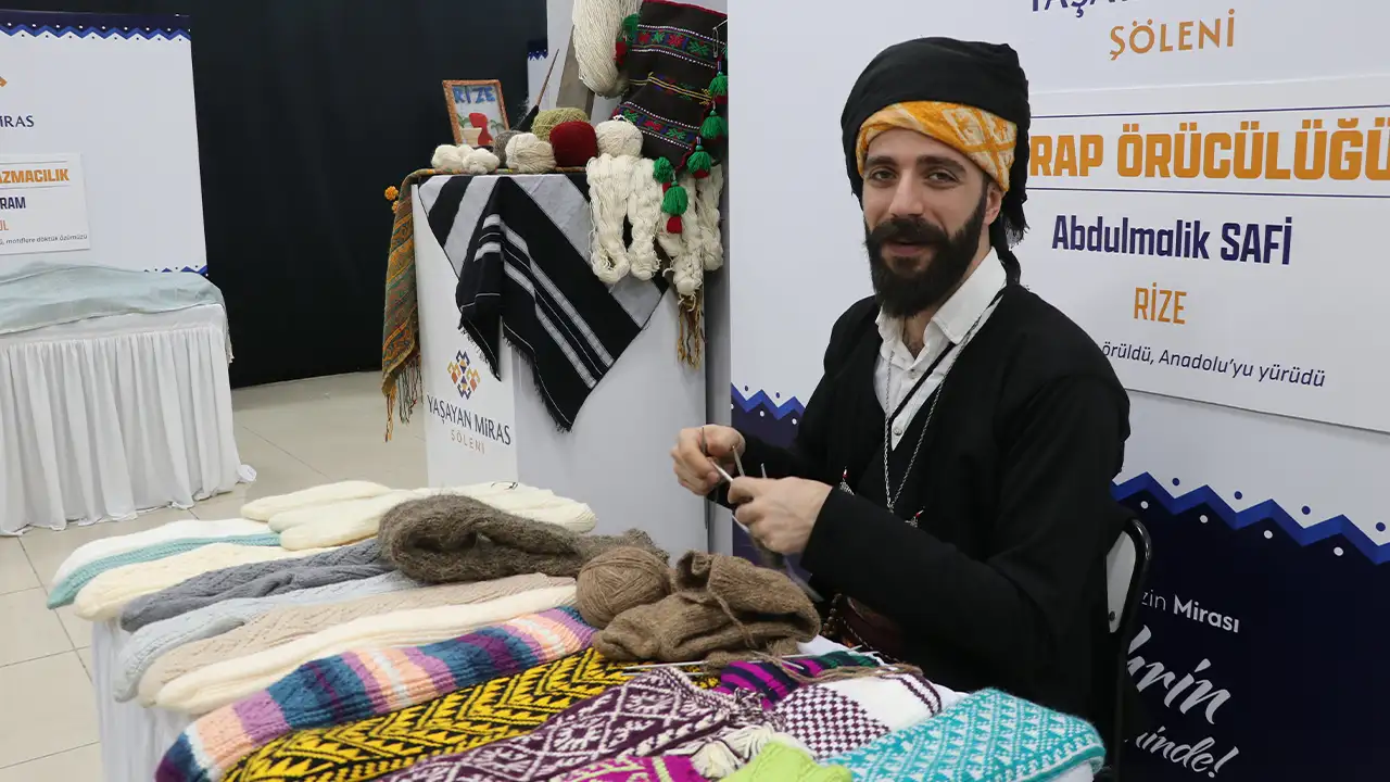 Rize'de düzenlenen "Yaşayan Miras Şöleni" sona erdi