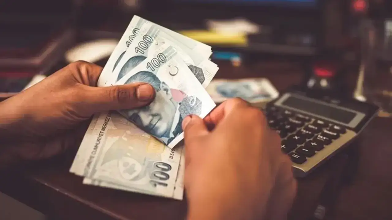 Yeni yılda kurallar değişiyor: Esnaf ve tüketiciler için 2026 düzenlemeleri tek tek açıklandı