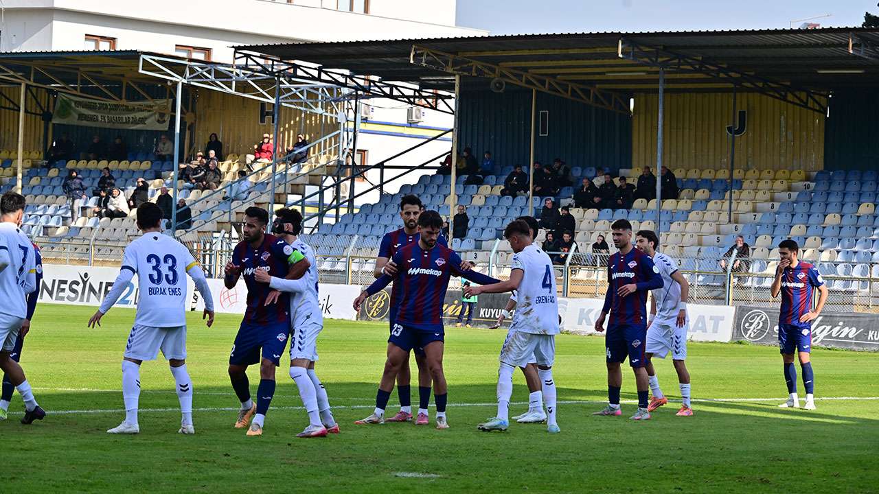 1461 Trabzon İzmir deplasmanında 1 puanla dönüyor