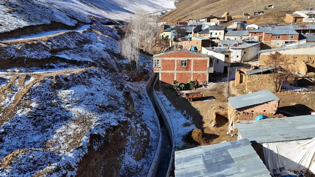Bayburt’ta taşkın önlemi: Çalışmalar iki köyde sürüyor