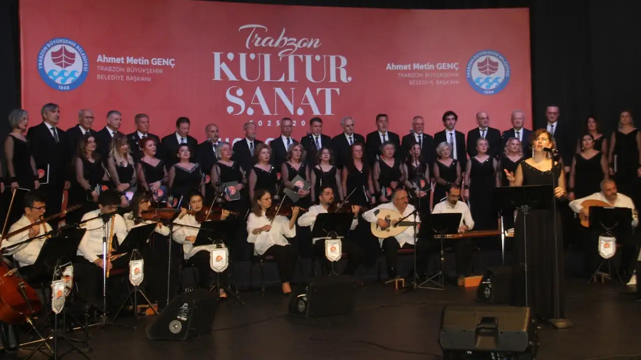Trabzon’da Türk Sanat Müziği rüzgârı esti: TLYD TSM topluluğundan yılın son konseri