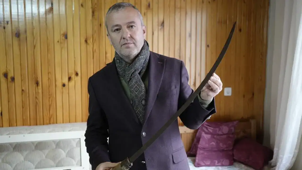 Güvenç Abdal’ın 700 yıllık kılıç ve zırhı torunlarında