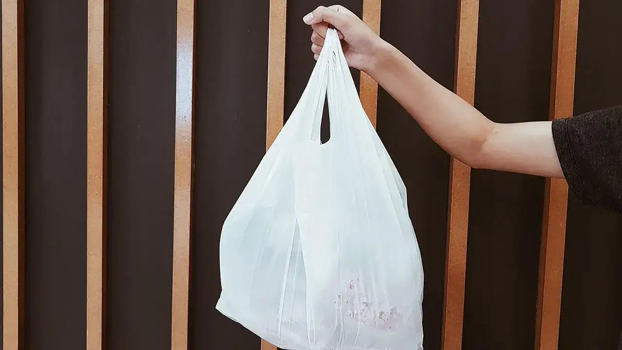 Plastik poşete zam geldi: 1 Ocak 2026'dan itibaren geçerli olacak