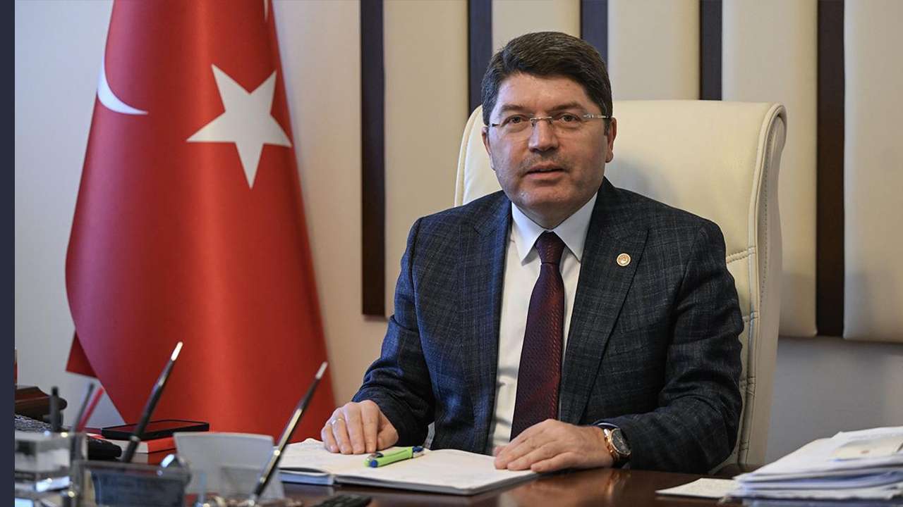 Adalet Bakanı Tunç’tan 11’inci yargı paketi açıklaması "Silahlı olması halinde"