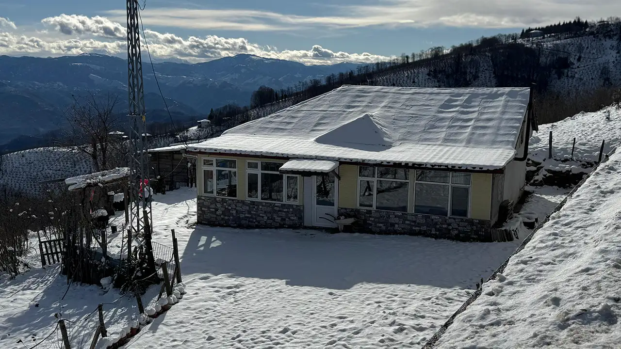 Ordu’nun yüksek kesimleri beyaza büründü: Kar kalınlığı 15 cm’ye ulaştı