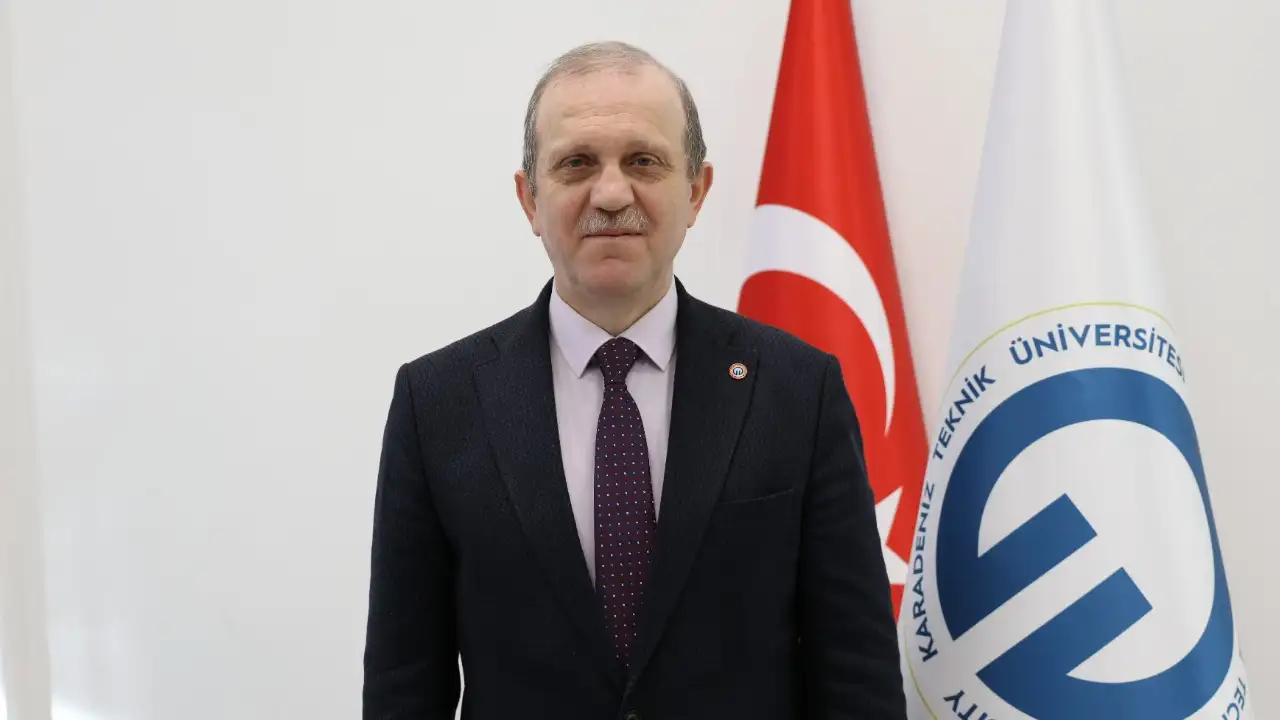 KTÜ Rektörü Prof. Dr. Hamdullah Çuvalcı’dan yeni yıl mesajı