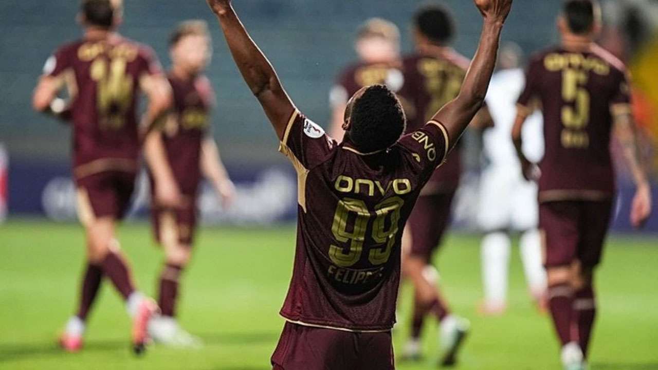 Avrupa ekipleri Trabzonspor'un yıldızları için kapıda: Yönetimin acelesi yok