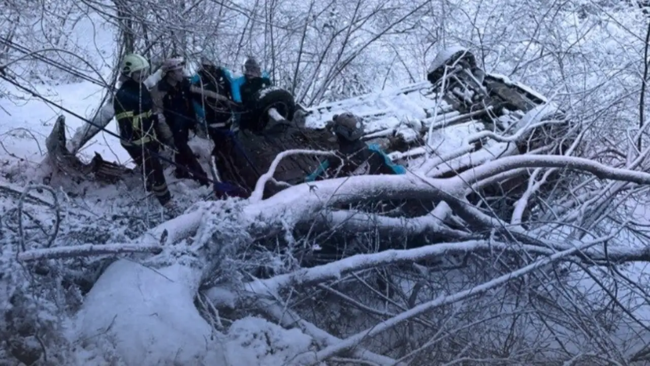 Giresun’da otomobil fındık bahçesine uçtu: 2’si çocuk 6 yaralı