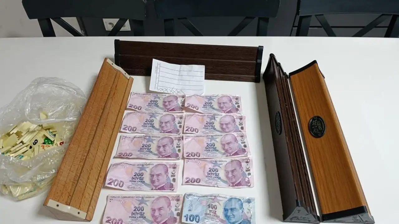 Samsun’da kıraathaneye kumar baskını: 3 kişiye 34 bin lira ceza