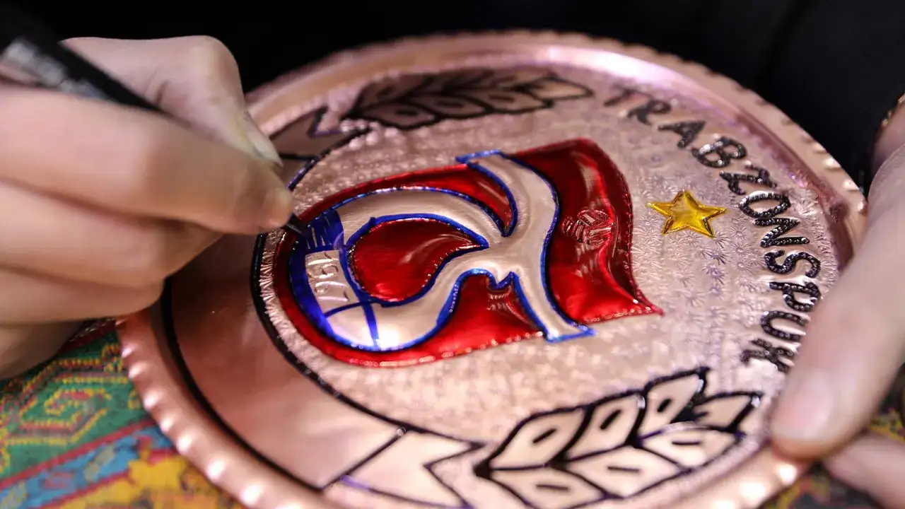 Gaziantep’te süper kupa mesaisi: Logolar bakıra işlendi