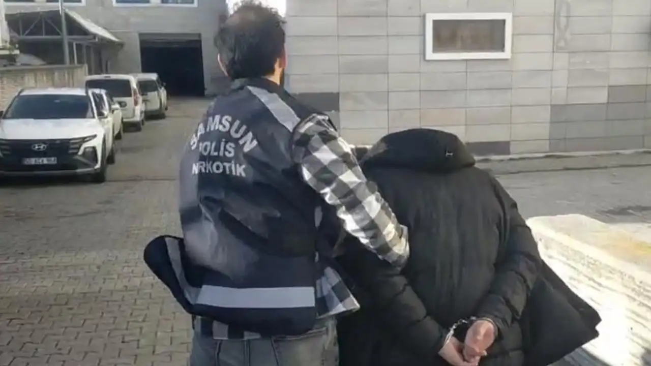 Samsun’da Uyuşturucu Operasyonu: 8 Yıl 9 Ay Hapis Cezası Bulunan Şahıs Yakalandı