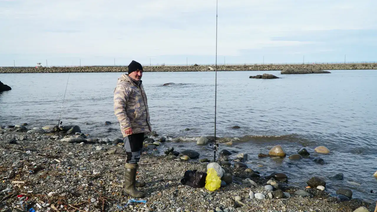 Karadeniz’de kafes patladı: Sahil bir anda doldu