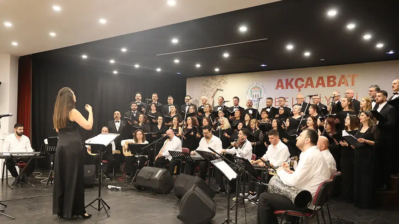 Akçaabat Belediyesi kültür ve sanatı ilçede dolu dolu yaşatıyor