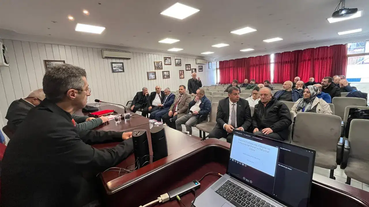 Trabzon Matbaacılar Odası’nda Özcelep güven tazeledi