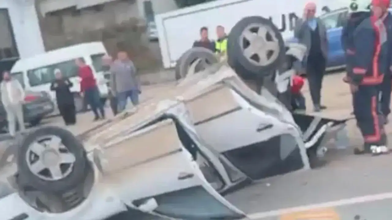 Arsin’de trafik kazası: Otomobil takla attı