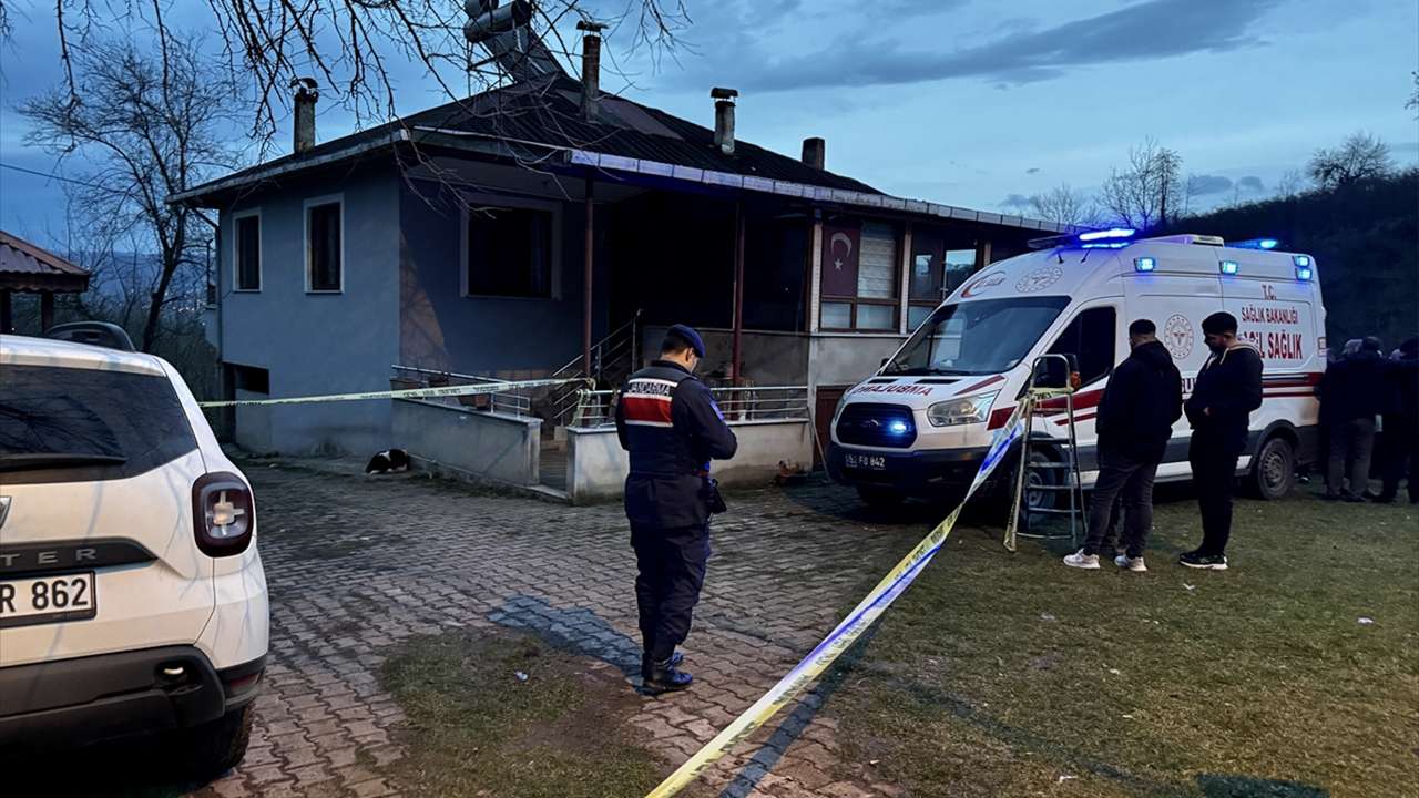 81 yaşındaki adam ahırda bıçaklanarak öldürüldü