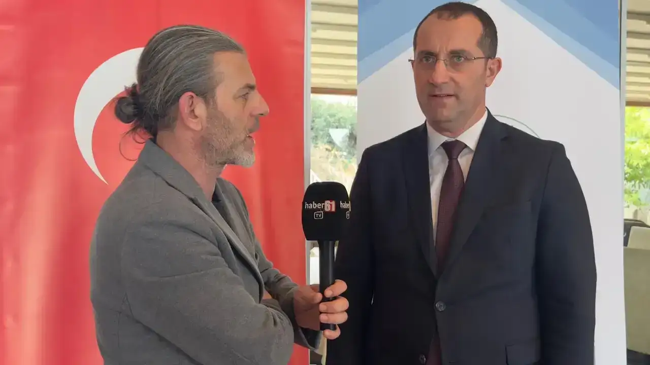 Başkan Ekim, Haber61’in gündem olan sorusunu yanıtladı:  “Eşinize sormadan gidebileceğiniz en uzak yer neresi "