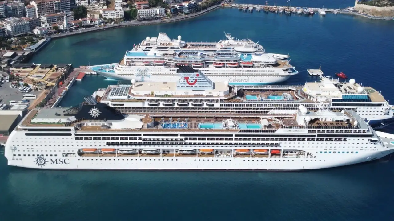 Türkiye’de kruvaziyer turizminde rekor yıl: Yolcu sayısı 2 milyonun üzerine çıktı