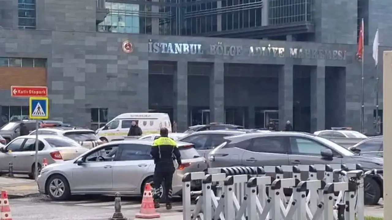 Kartal’daki Adliyede Savcıdan Hakime silahlı saldırı