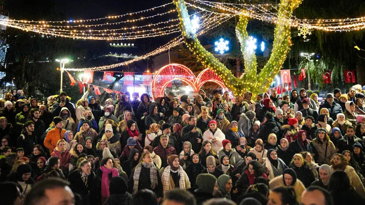 Ortahisar’da Kalandar Gecesi festival havasında kutlandı