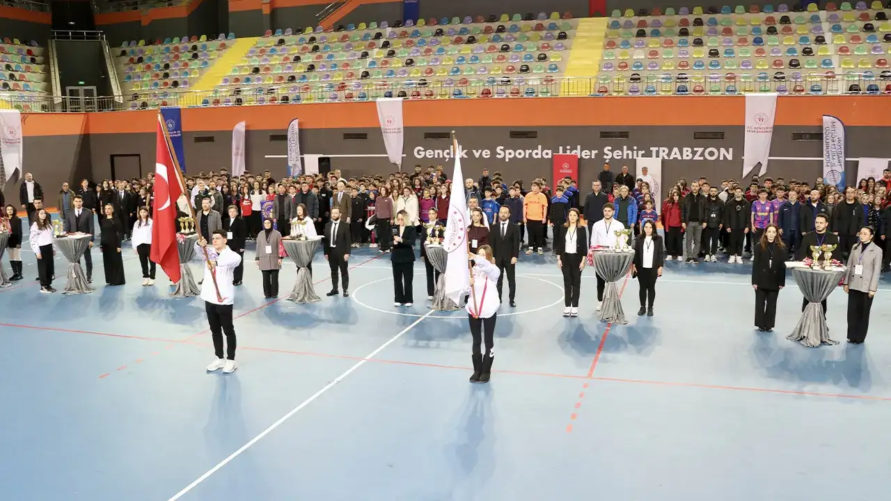 Trabzon’da Okul Sporları ödül töreni coşkuyla gerçekleştirildi