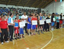 Trabzon'da boks şöleni sona erdi