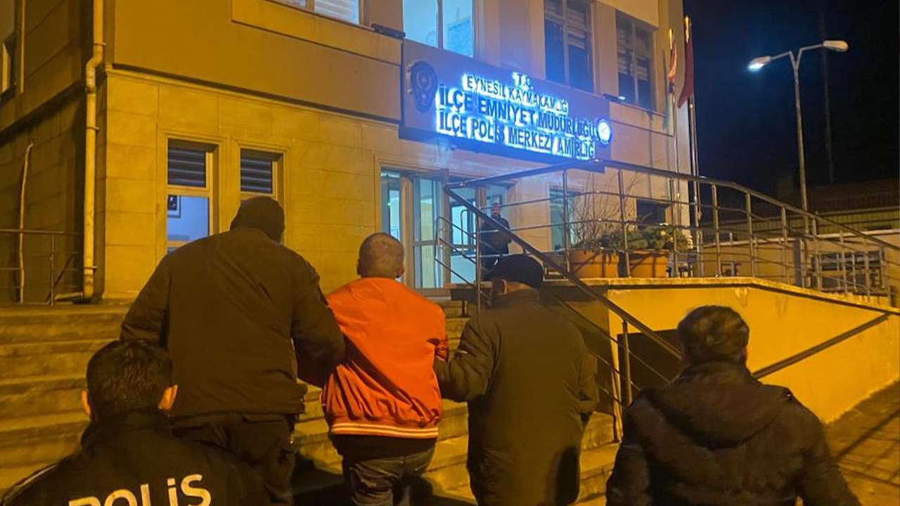 Giresun’dan Trabzon’a uzanan hırsızlık operasyonu: 8 kişi gözaltında