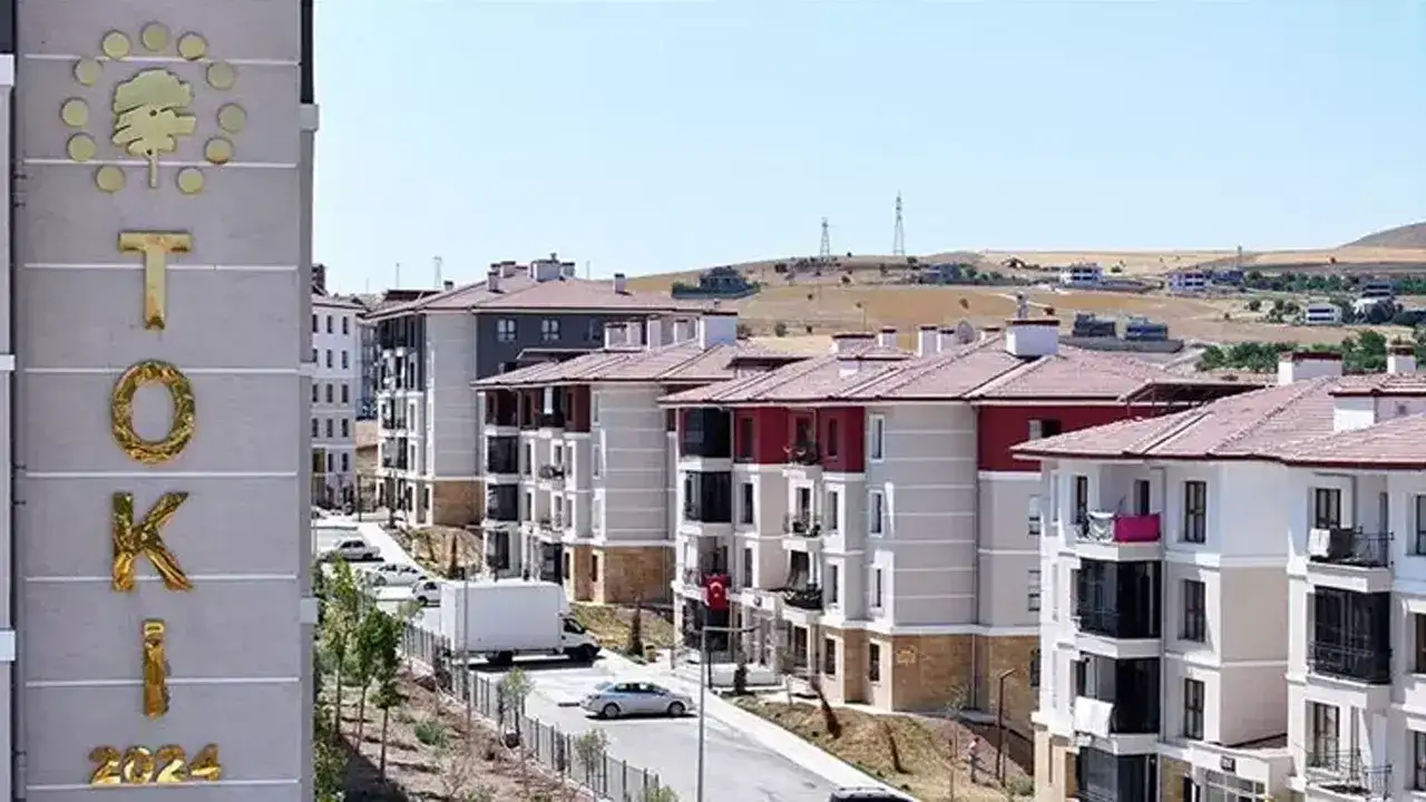 Trabzon'da TOKİ kura çekimi heyecanı: Bakan Uraloğlu'da katılacak