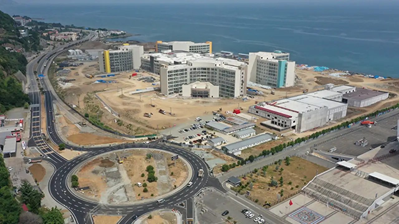 Şehir hastanesi açılıyor: Trabzon’da 3 kamu hastanesi kapanıyor