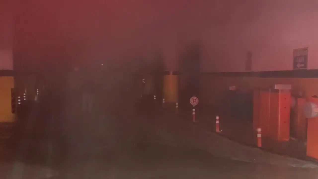 Rize merkezde yangın paniği: Kapalı otoparkta trafo alev aldı