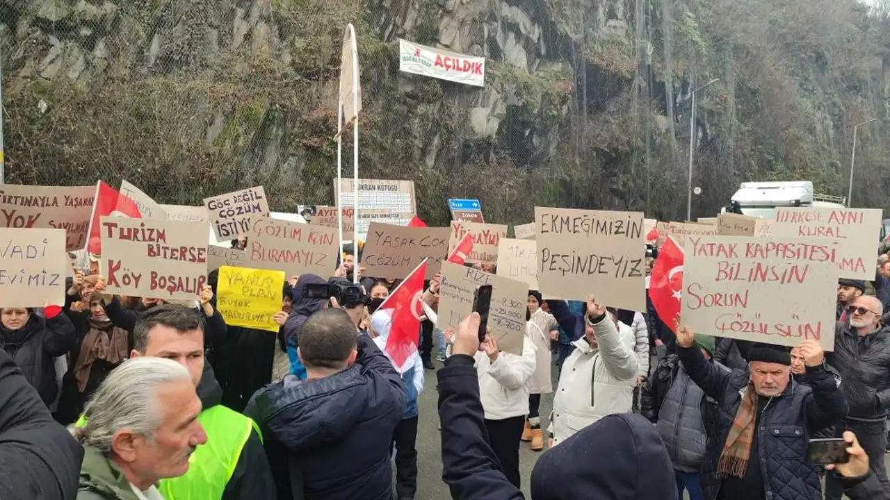 Çamlıhemşin’de ruhsatsız turizm işletmelerinin yıkımına tepki: “Çözüm istiyoruz”