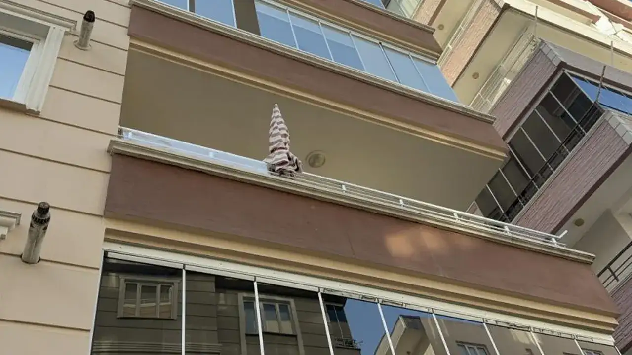 Samsun’da balkondan düşen 70 yaşındaki kadın hayatını kaybetti