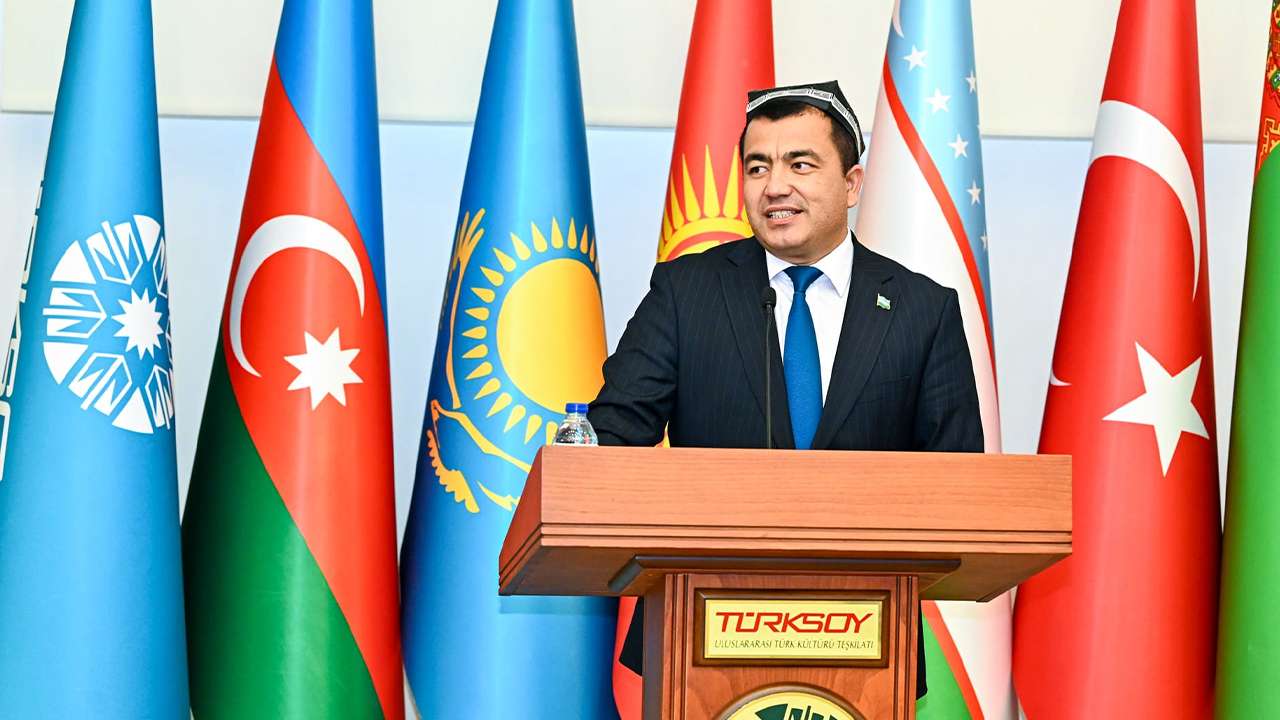 Yeni Özbekistan’ın yükselen ufku: Mirziyoyev dönemi ve üçüncü rönesans