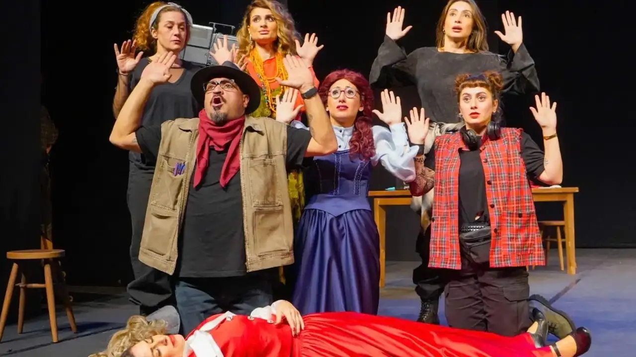 Trabzon Devlet Tiyatrosu "Sessizlik! Kayıttayız" oyununu sahneleyecek