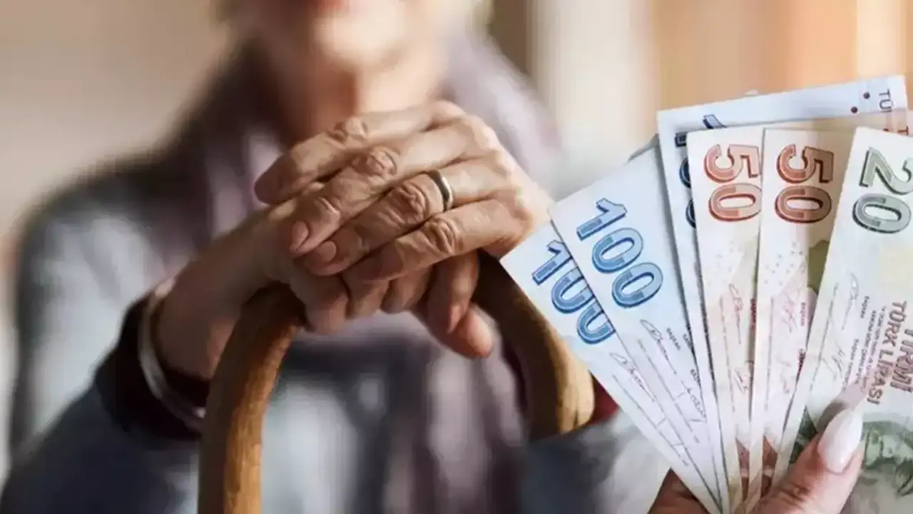 Emekli zammı 2026: Milyonlarca emekli bunu bekliyor; Fark ödemeleri ne zaman yatacak?