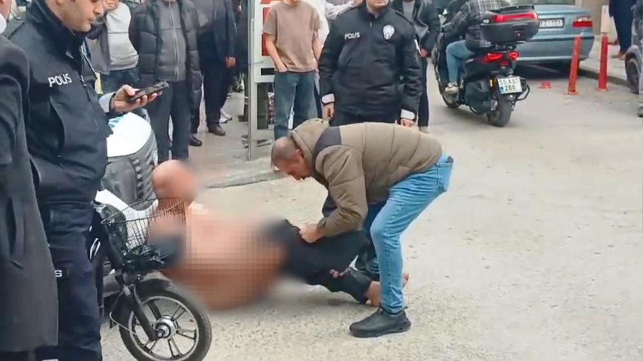 Bölgemizde akılalmaz olay: Cadde ortasında çırılçıplak dolaştı