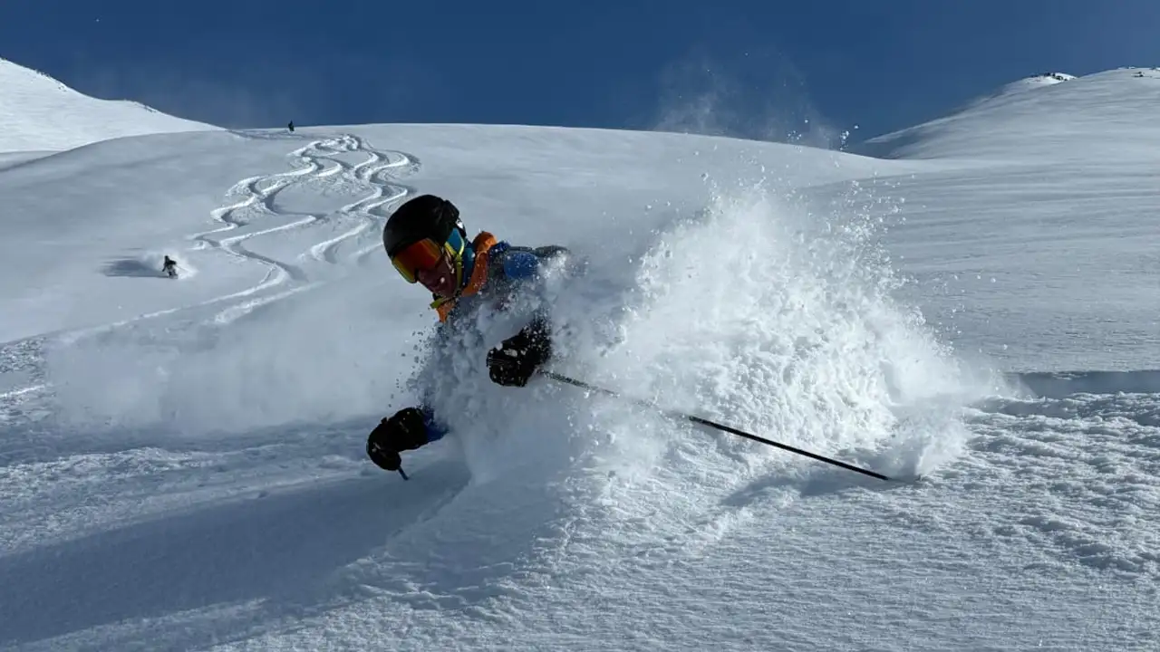 Kaçkarlar yabancı kayakçıların gözdesi oldu: Heliski sezonu açıldı