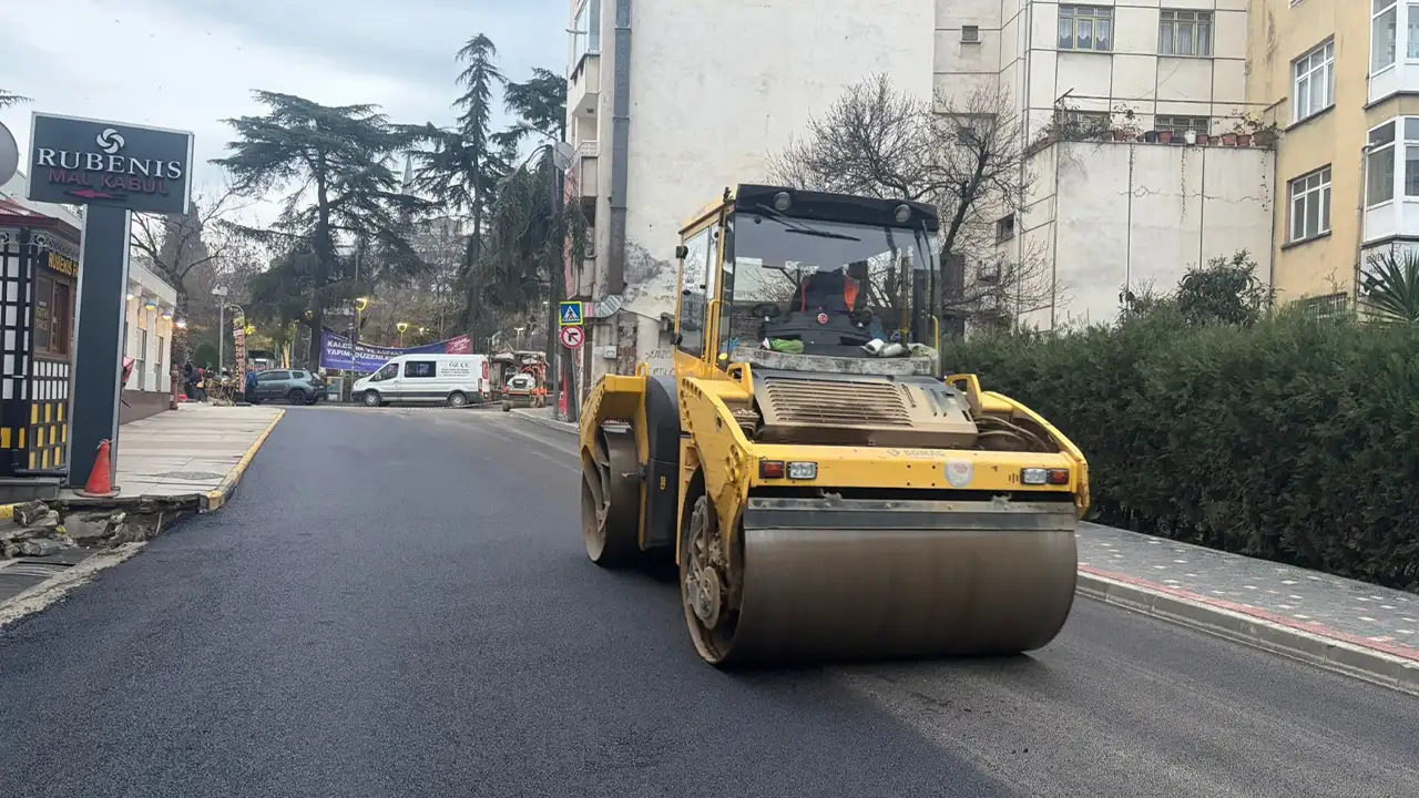 Büyükşehir’den yol seferberliği: “18 ilçede bozuk yol kalmayacak”