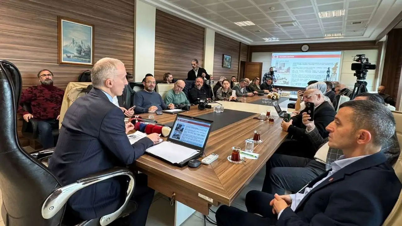 Başsavcı’nın basın toplantısı ve bilinmeyenler