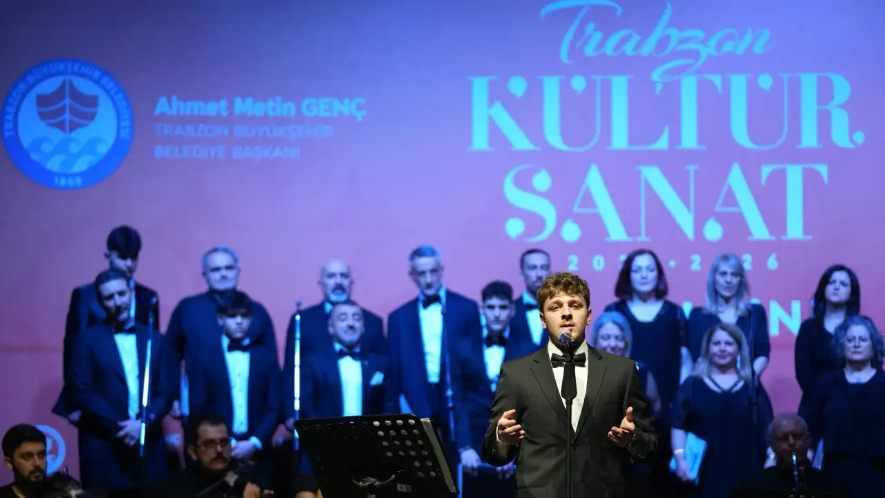 Trabzon’da sanat dolu gece: Konser yoğun ilgi gördü