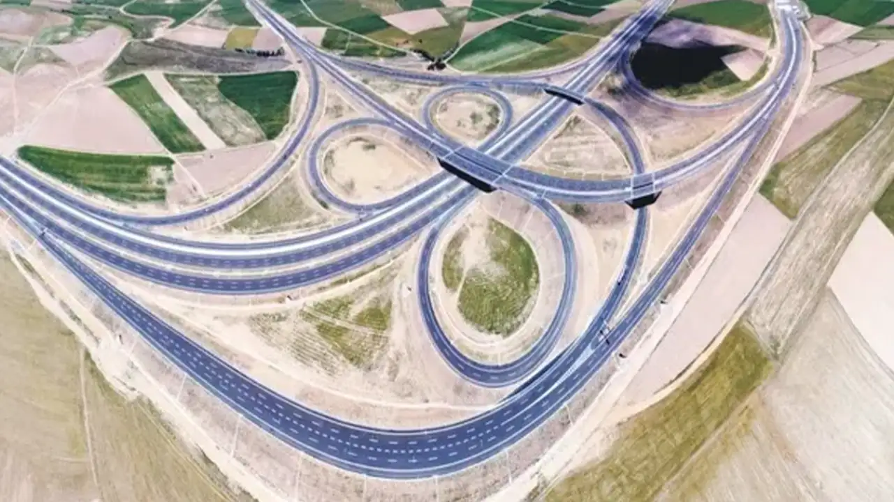 Türkiye’nin bölünmüş yol uzunluğu rekor seviyeye çıktı: Dünya çevresinin yüzde 75’ine denk