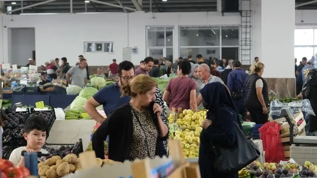 Ekonomik güven endeksi Ocak’ta 99,4 seviyesinde kaldı